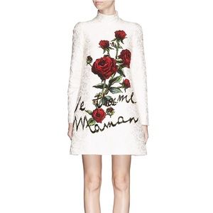 ISO Dolce & Gabbana Je t’aime Maman rose dress.